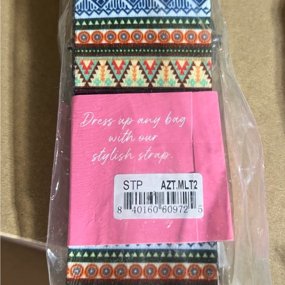 NWT Jen & Company Aztec Adjustable Guitar Strap - Picture 2 of 2